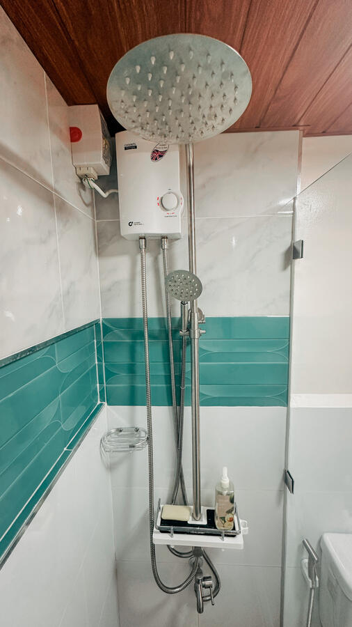 Complete Shower with Heater